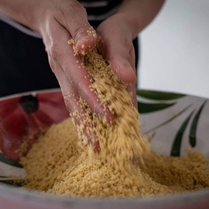 Raccolta verdure negli orti sociali Proxima Ragusa con cous cous | Radio RTM Modica