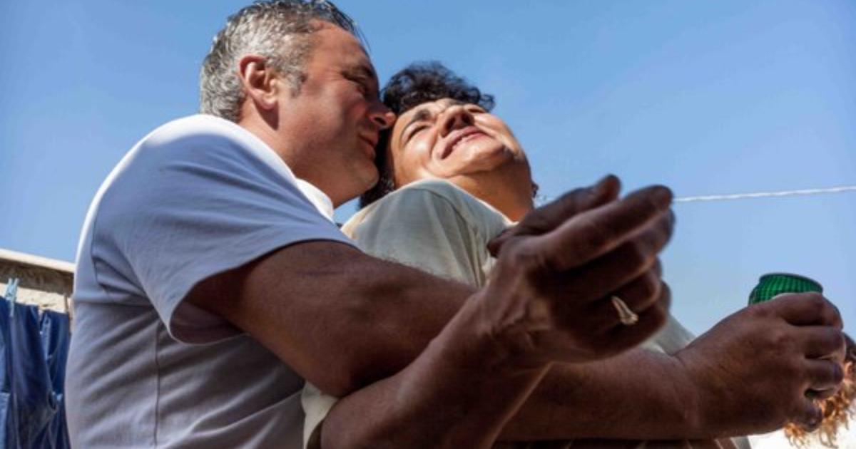 Da Vittoria alla Romania, in viaggio con i migranti. «Raccontando una vita, dimostri che è reale, vicina».