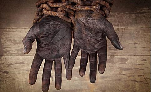 La drammatica storia di Olu, schiavo e prigioniero per vent’anni, oggi a Ragusa - Ragusa Oggi